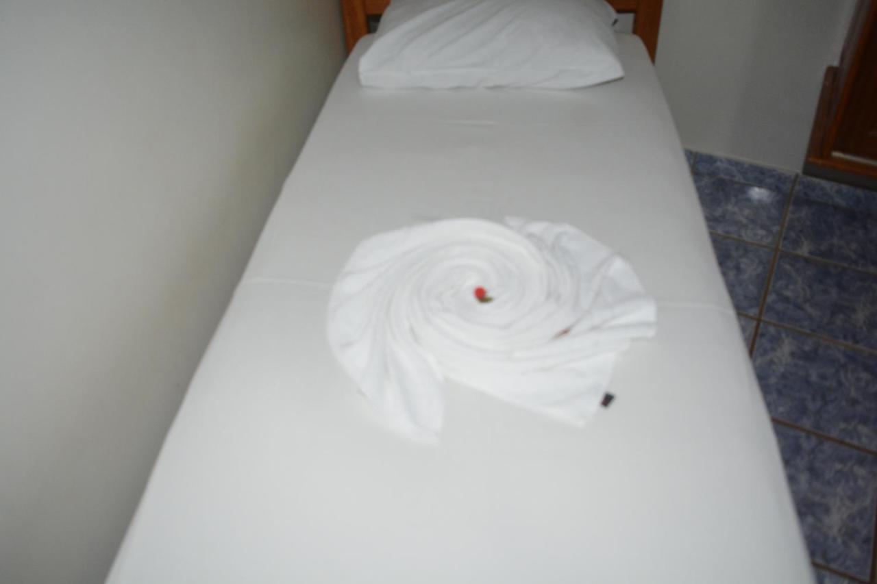 Hotel Anita Ariquemes Luaran gambar